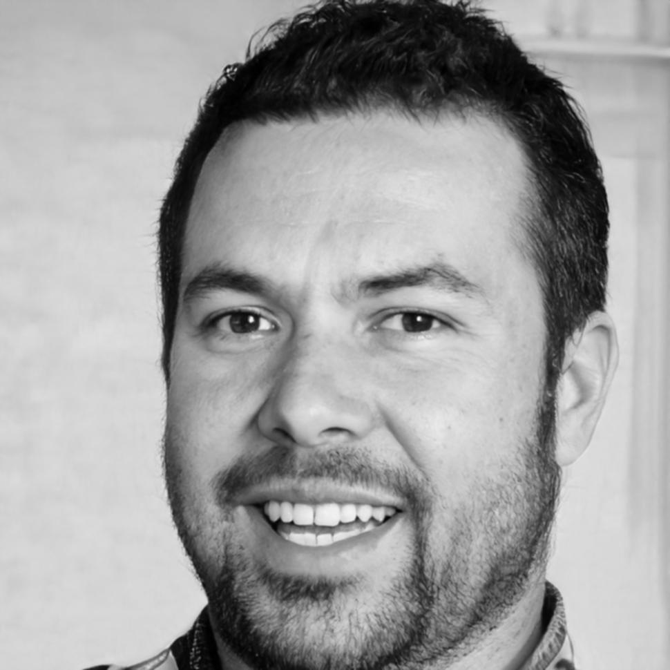 Financial educator specializing in long-term budgeting strategies